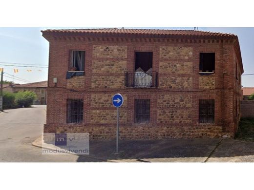 Maison de luxe à vendre à Villaquilambre, 485 000 €, Photo 2