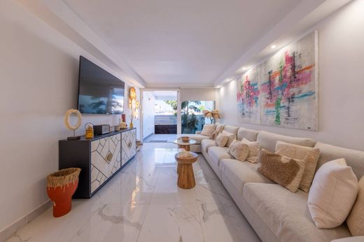 Luxury House for sale in Agaete, 635 000 €, Photo 2