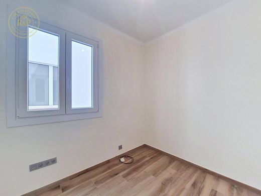 Luxury Apartment for sale in Barcelona, 650 000 €, Photo 7