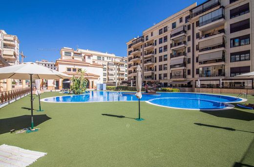 Luxury Apartment for sale in Elche, 470 000 €, Photo 2