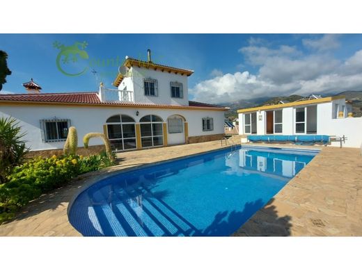 Luxury House for sale in Canillas de Aceituno, 449 000 €, Photo 4