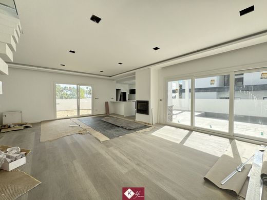 Maison de luxe à vendre à Almada, 640 000 €, Photo 4