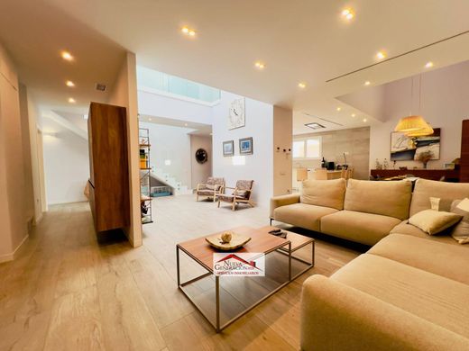 Maison de luxe à vendre à San Fernando, 750 000 €, Photo 1