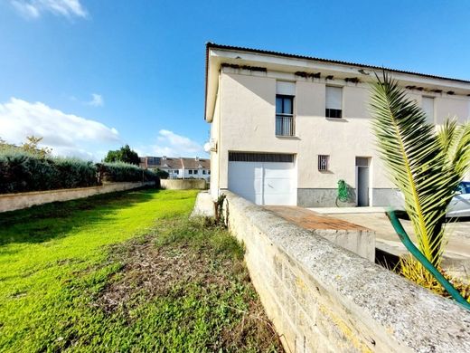 Luxury House for sale in Badajoz, 525 000 €, Photo 2