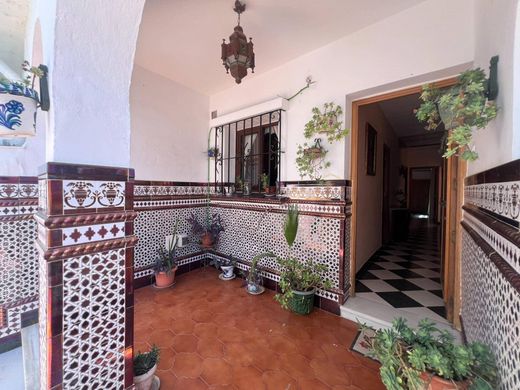 Luxury House for sale in Fuengirola, 460 000 €, Photo 2