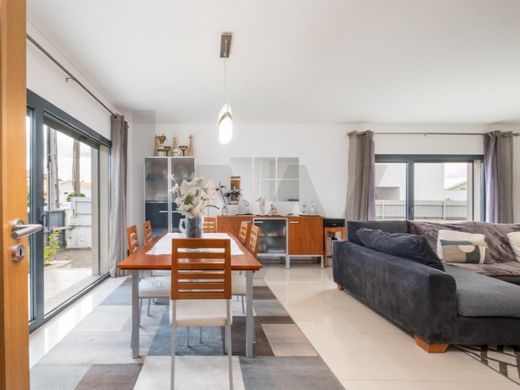 Maison de luxe à vendre à Coimbra, 460 000 €, Photo 3