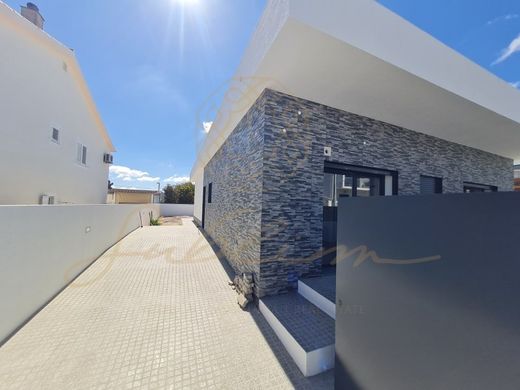 Luxury House for sale in Seixal, 640 000 €, Photo 4