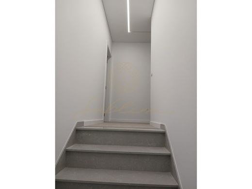 Luxury House for sale in Seixal, 495 000 €, Photo 5