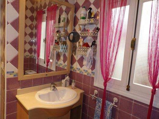 Maison de luxe à vendre à Algeciras, 465 000 €, Photo 6