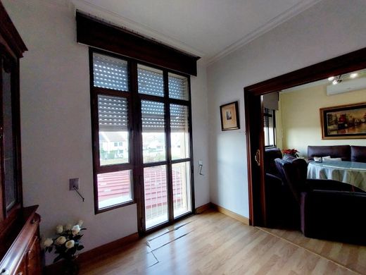 Luxury House for sale in Badajoz, 525 000 €, Photo 7