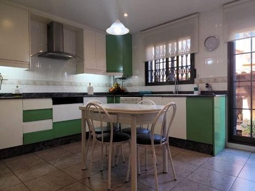 Maison de luxe à vendre à Alaquàs, 550 000 €, Photo 2