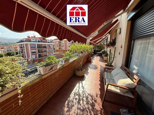 Luxury Apartment for sale in Castro-Urdiales, 645 000 €, Photo 1