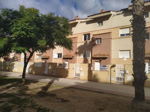 Maison de luxe à vendre à Castelló de La Plana, 430 200 €, Photo 1