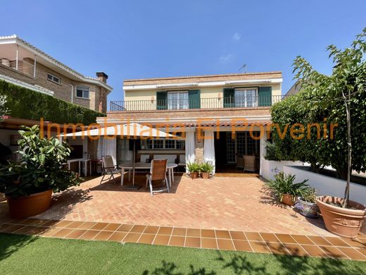 Maison de luxe à vendre à Torrent, 850 000 €, Photo 1