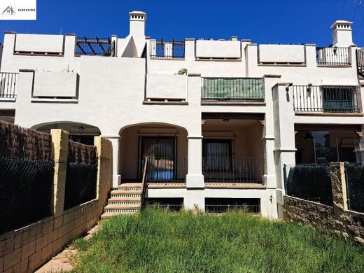 Maison de luxe à vendre à Marbella, 645 000 €, Photo 1
