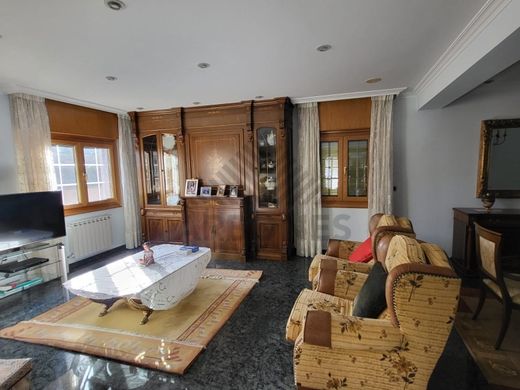 Maison de luxe à vendre à Vigo, 700 000 €, Photo 2