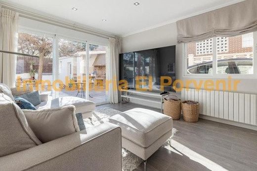 Maison de luxe à vendre à Torrent, 599 000 €, Photo 2