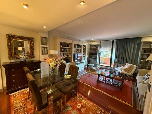 Luxury Apartment for sale in Castro-Urdiales, 645 000 €, Photo 3