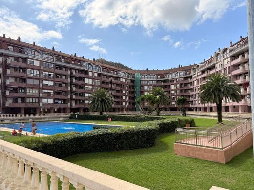 Luxury Apartment for sale in Castro-Urdiales, 500 000 €, Photo 4