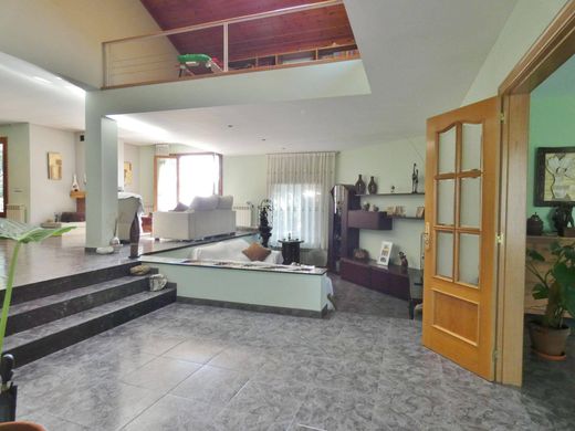 Luxury House for sale in Castellar Del Vallès, 665 000 €, Photo 5