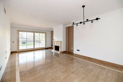 Luxury Apartment for sale in Marbella, 899 000 €, Photo 6