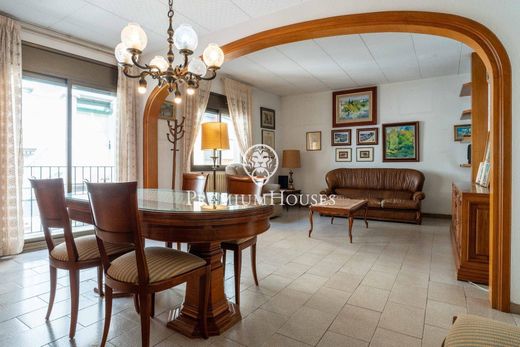 Maison de luxe à vendre à Vilanova I la Geltrú, 750 000 €, Photo 1