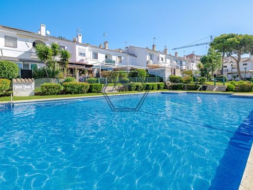 Maison de luxe à vendre à Estepona, 529 000 €, Photo 2