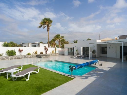 Luxury House for sale in Yaiza, 440 000 €, Photo 5