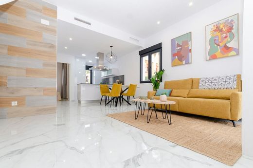 Maison de luxe à vendre à Torrevieja, 424 000 €, Photo 7