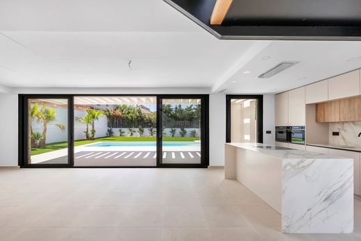 Maison de luxe à vendre à Torrevieja, 895 000 €, Photo 3