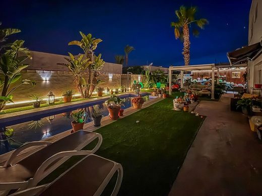Maison de luxe à vendre à Torrevieja, 465 000 €, Photo 5