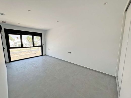Maison de luxe à vendre à Torrevieja, 1 350 000 €, Photo 7