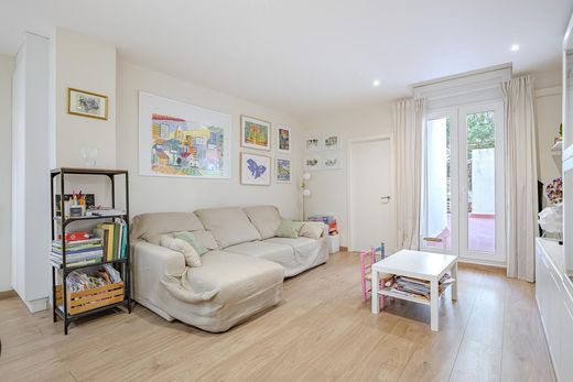 Appartement de luxe à vendre à Barcelona, 650 000 €, Photo 1