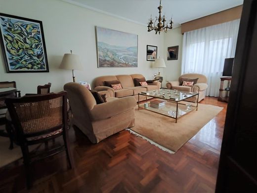 Maison de luxe à vendre à A Coruña, 950 000 €, Photo 2