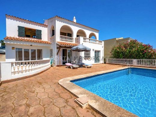 Luxury House for sale in Maó, 670 000 €, Photo 2