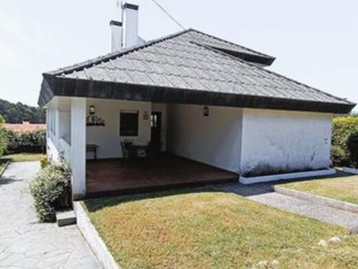 Luxury House for sale in Oleiros, 480 000 €, Photo 2