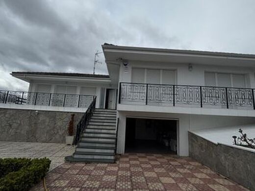 Maison de luxe à vendre à Medina de Pomar, 550 000 €, Photo 3