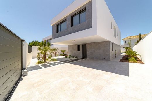 Luxury House for sale in Marbella, 2 695 000 €, Photo 4