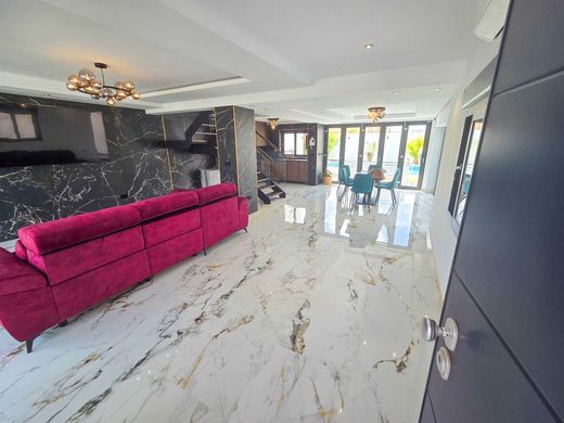 Maison de luxe à vendre à Los Urrutias, 475 000 €, Photo 4