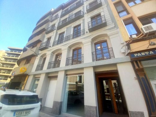 Luxury Apartment for sale in Zaragoza, 950 000 €, Photo 5
