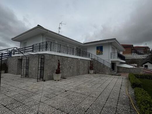 Maison de luxe à vendre à Medina de Pomar, 550 000 €, Photo 5