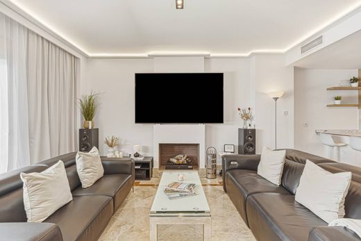 Maison de luxe à vendre à Marbella, 1 395 000 €, Photo 3