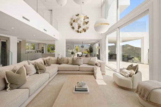 Luxury House for sale in Marbella, 2 890 000 €, Photo 4
