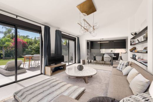 Luxury House for sale in Marbella, 2 850 000 €, Photo 7