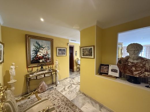 Appartement de luxe à vendre à Marbella, 1 200 000 €, Photo 1