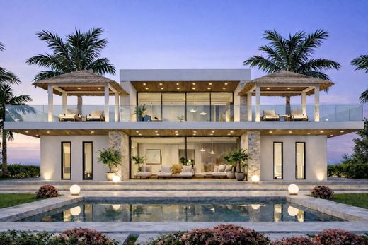 Luxury House for sale in Marbella, 2 550 000 €, Photo 1