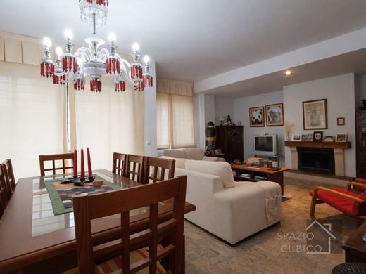 Luxury House for sale in Gelves, 450 000 €, Photo 6