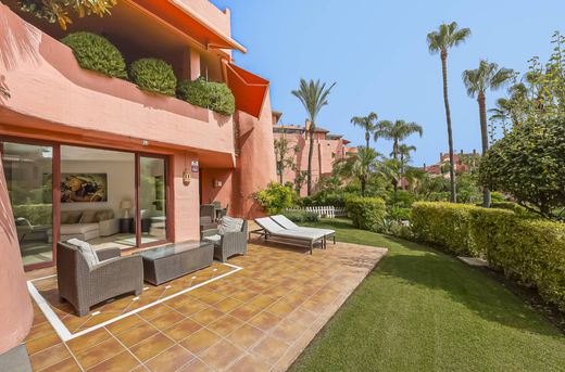Appartement de luxe à vendre à Estepona, 895 000 €, Photo 2