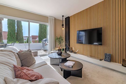 Appartement de luxe à vendre à Nueva Andalucia, 775 000 €, Photo 2