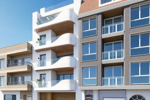 Appartement de luxe à vendre à Torrevieja, 609 000 €, Photo 2